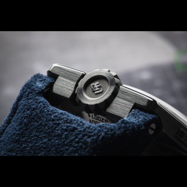 Swiss timepieces Satellite watch UR-100