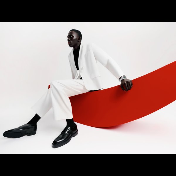 URWERK UR-100V Magic T Hunter Green