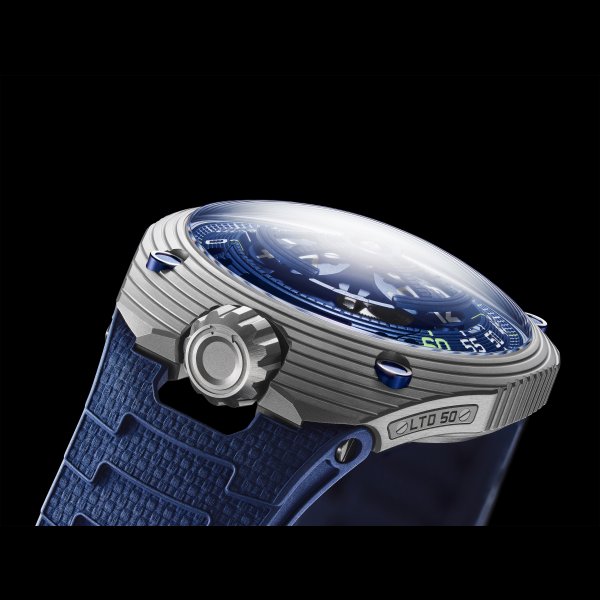 URWERK UR-150 Satellite Watch 