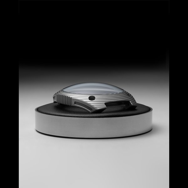 URWERK UR-150 Satellite Watch 